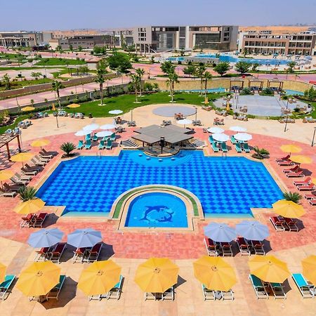 Tolip Gardens Hotel Cairo Exterior photo The swimming pool at the resort