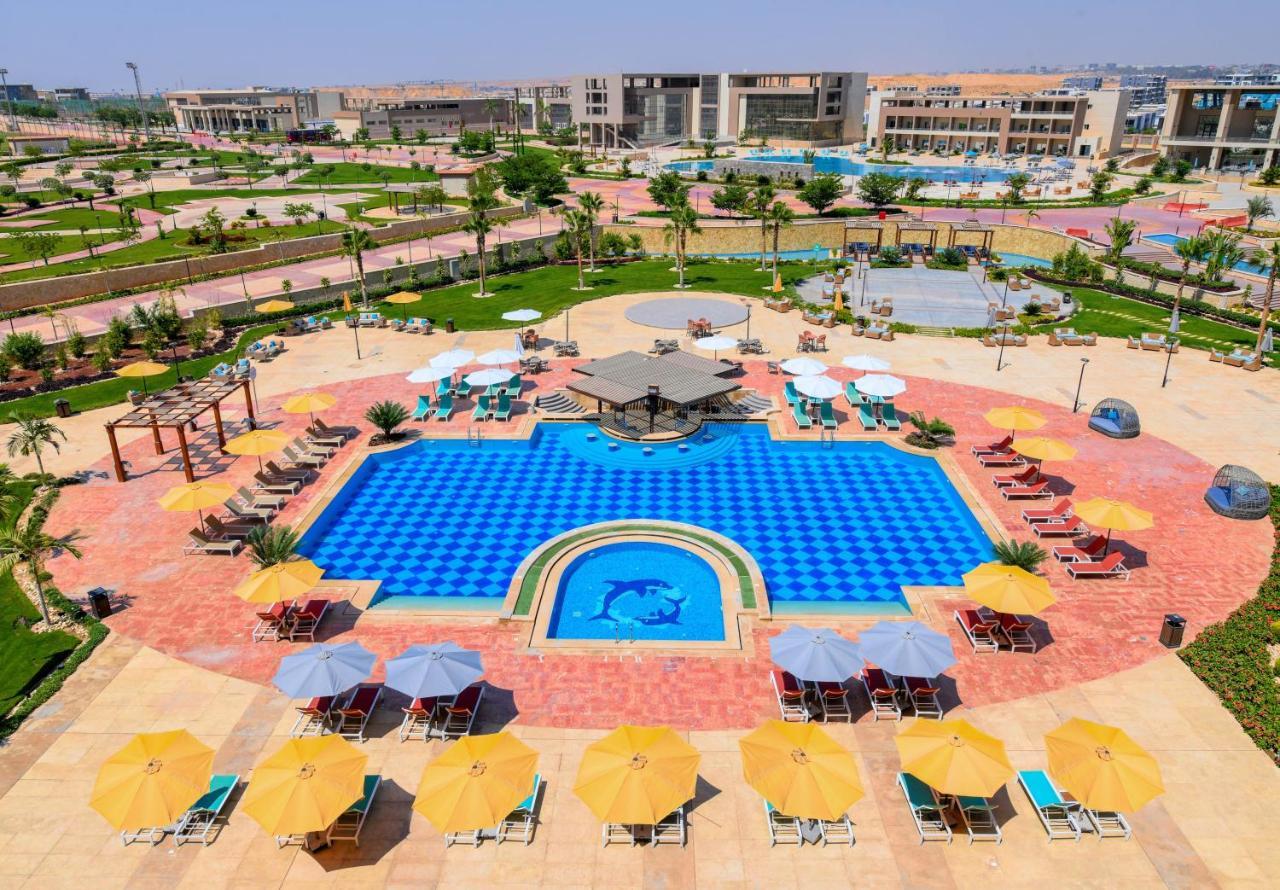 Tolip Gardens Hotel Cairo Exterior photo The swimming pool at the resort