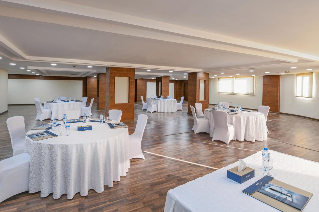 Tolip Gardens Hotel Cairo Exterior photo Meeting room